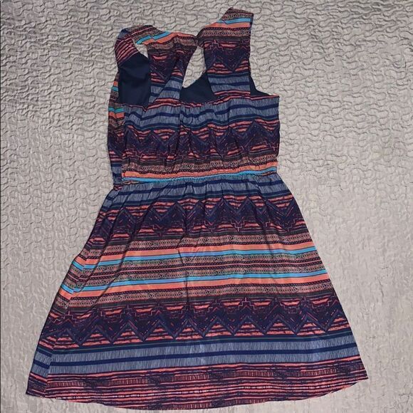 Summer dress  - Picture 3 of 4